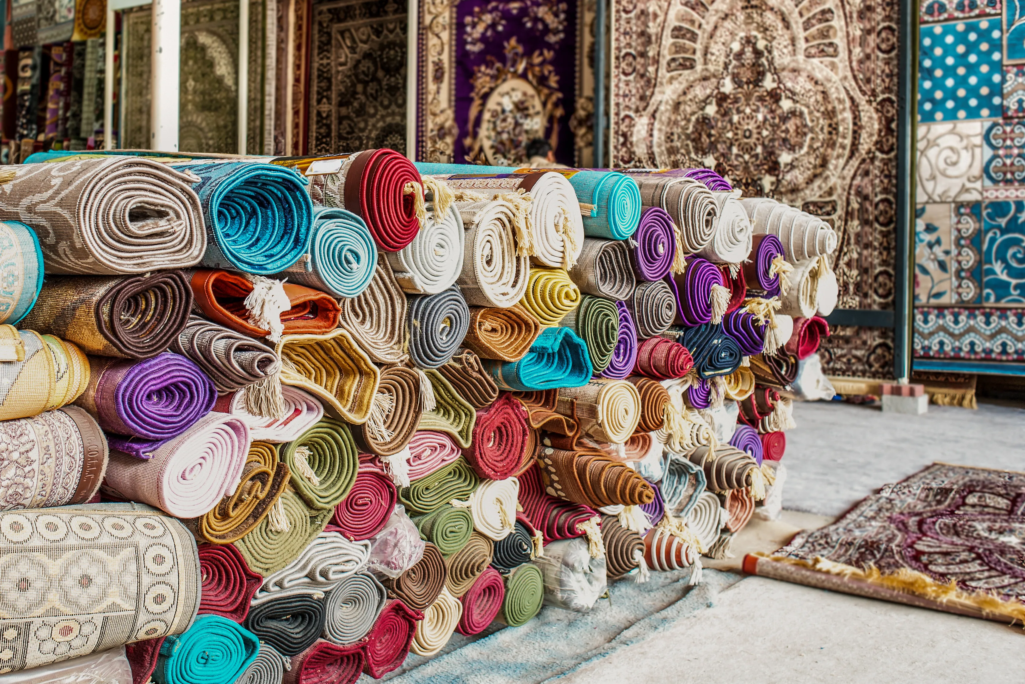  An export-oriented company with manufacturing operations  across two states specializes in the production of various carpet  types.